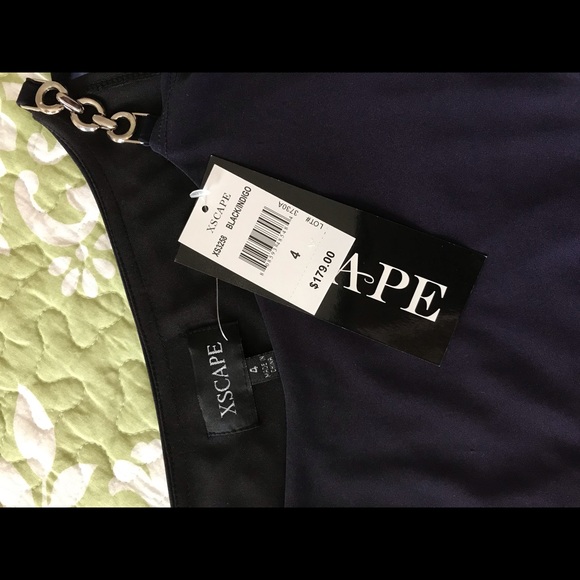 Xscape Ombré Cold Shoulder Cocktail Dress - Picture 4 of 7